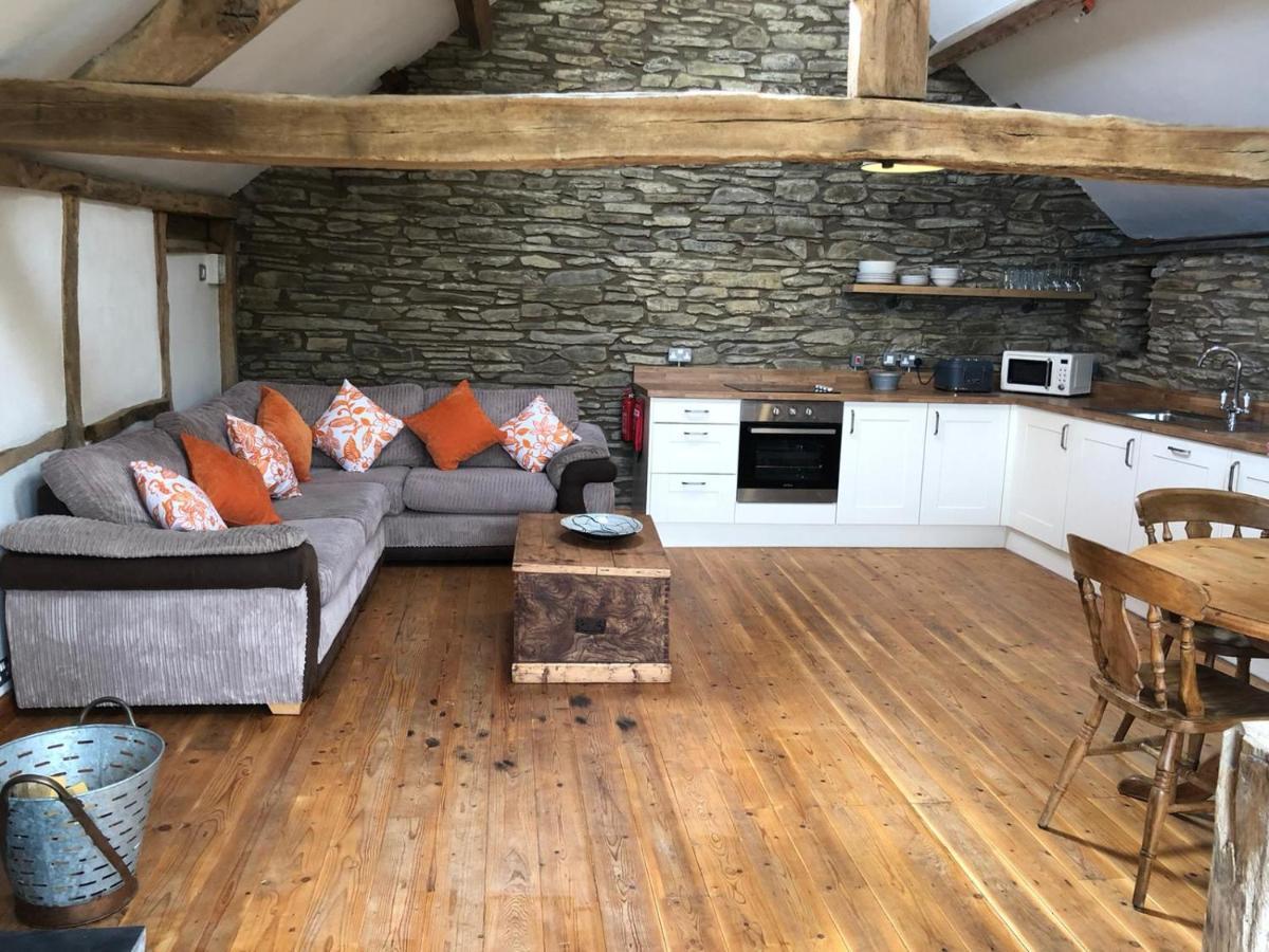 Hay Barn, Penrheol Farm, Unique Barn Conversion Builth Wells Exteriér fotografie